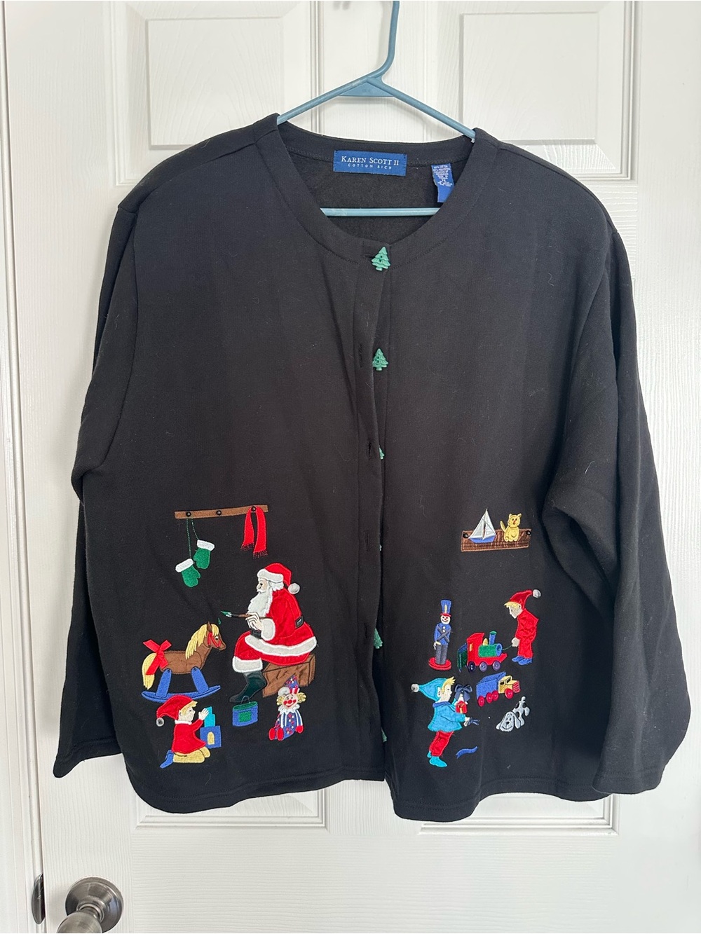 Karen Scott Black Holiday Top